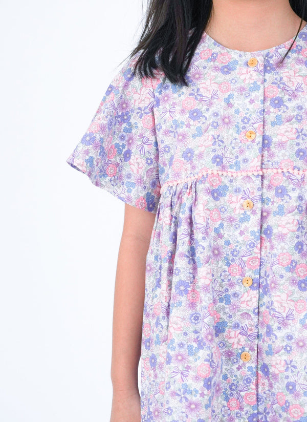 Flutter Sleeve Button Down Springtime Blooms Dress - (Lilac)