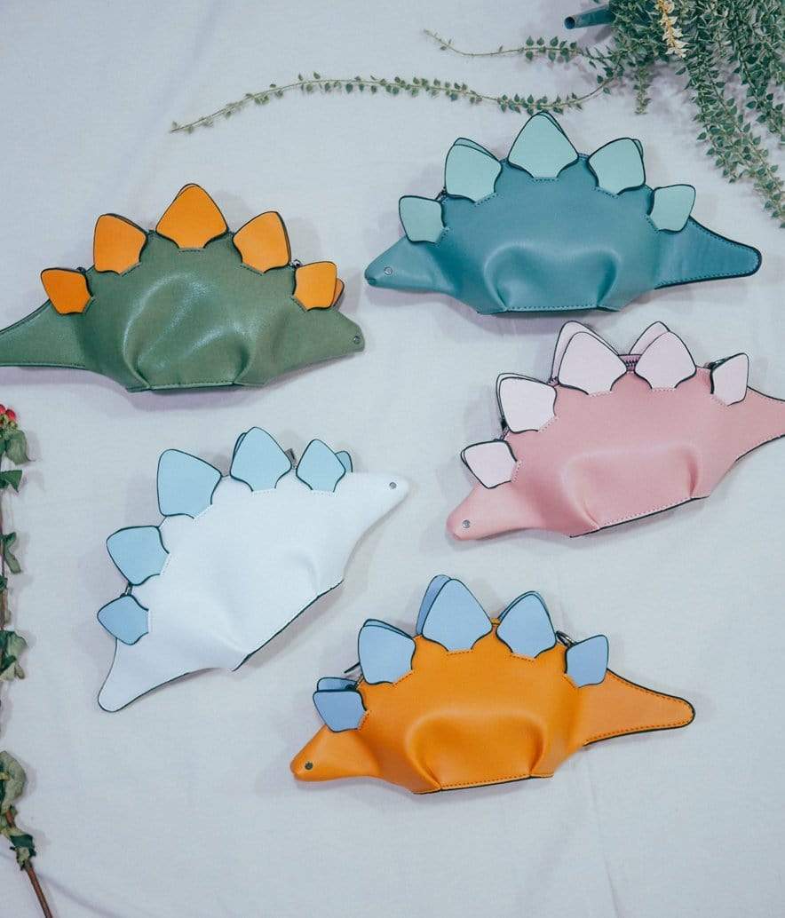 Mommy Stegosaurus (ages 6 to adults)