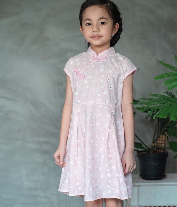 Petite White Flower Qipao Flare Dress