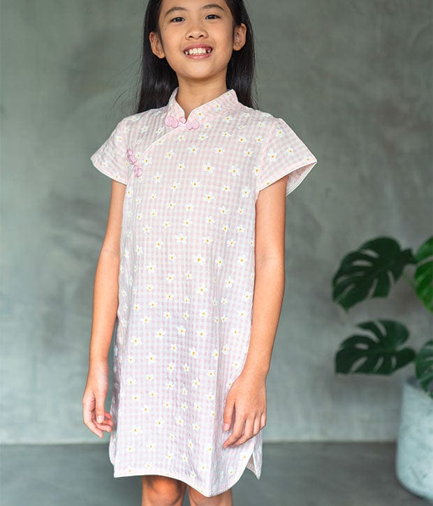 Sweet Pink Flower Qipao